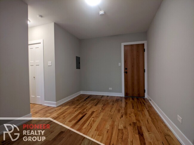 Foto del edificio - 2846 N Mildred Ave
