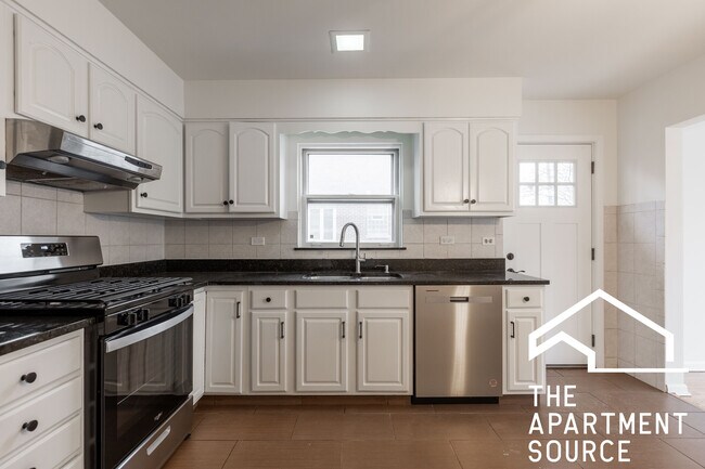Foto del edificio - 6711 N East Prairie Rd