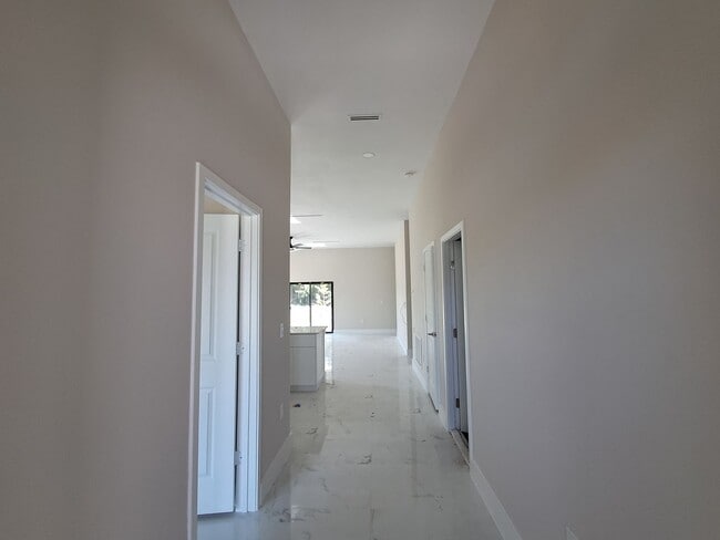 Building Photo - 2838 Tropicana Parkway W