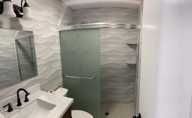 Foto del edificio - 4615 Melaleuca Ln