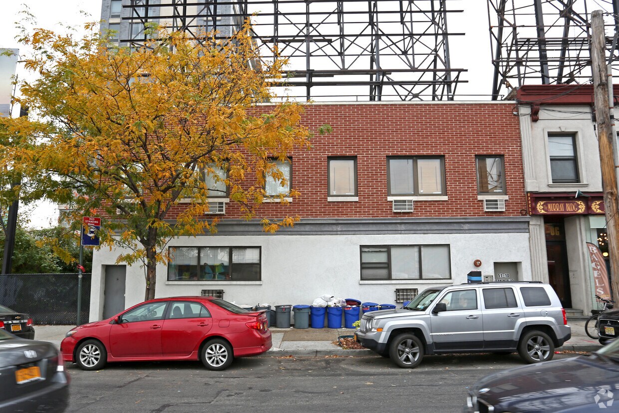 Building Photo - 51-10 Vernon Blvd