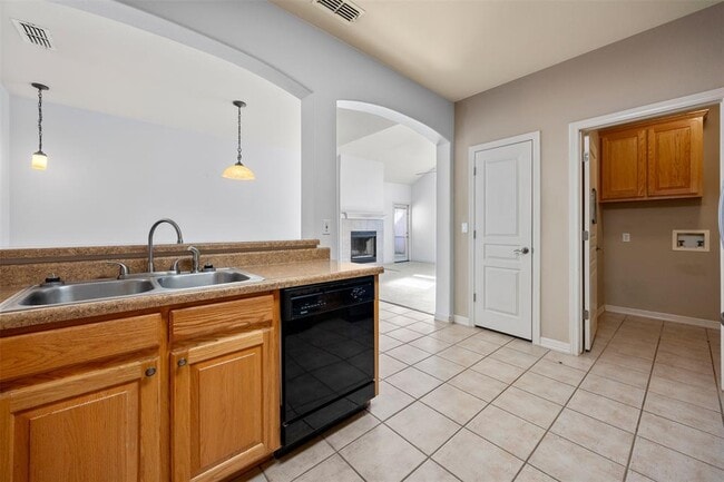 Foto del edificio - 112 Clearwater Ct