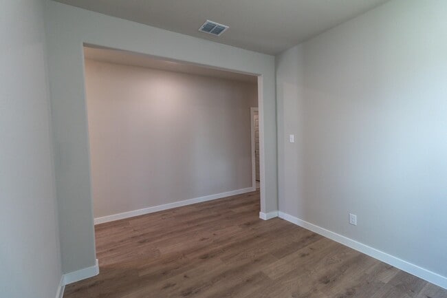 Building Photo - 1140 Enchanted Rock Ln