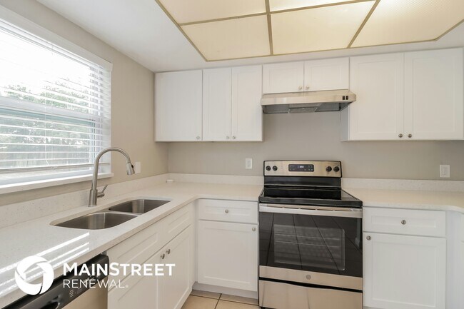 Foto del edificio - 2495 E Sherwood Cir