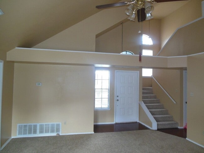 Foto del edificio - 4806 Greenlee Dr