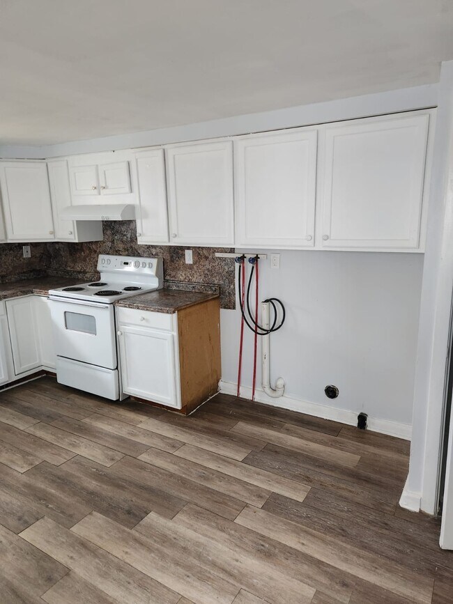 212 Sinnickson St, Salem, NJ 08079 House Rental in Salem, NJ