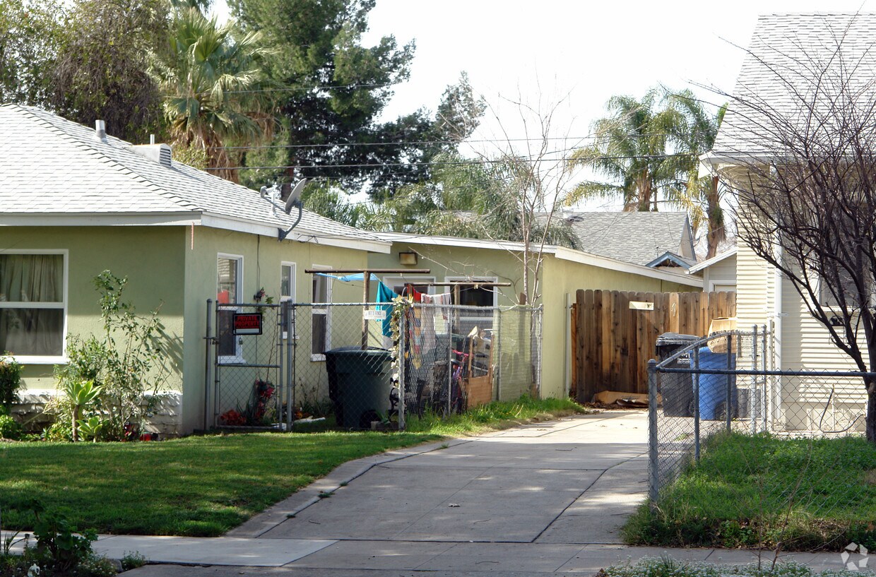 Building Photo - 1602 N Sierra Ave