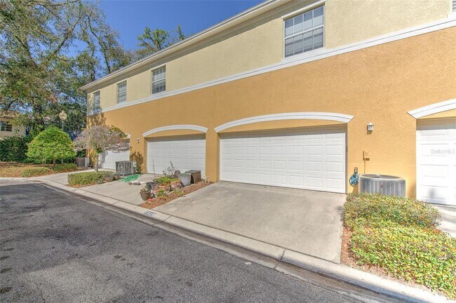 Foto del edificio - 7570 Tamarind Ave