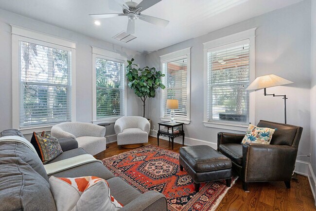 Foto del edificio - 146 Blanco St