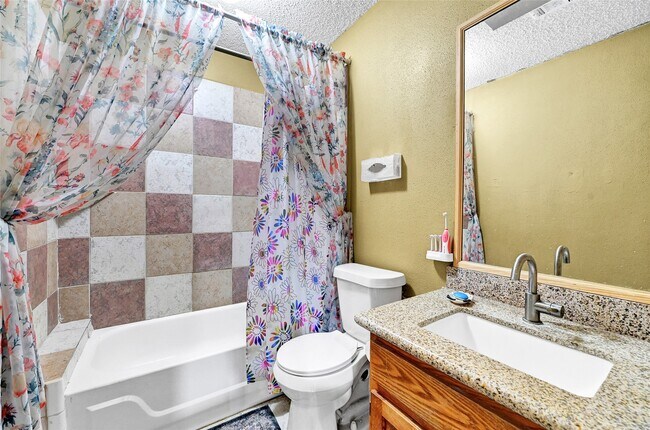 Foto del edificio - 13523 Pasa Robles Ln