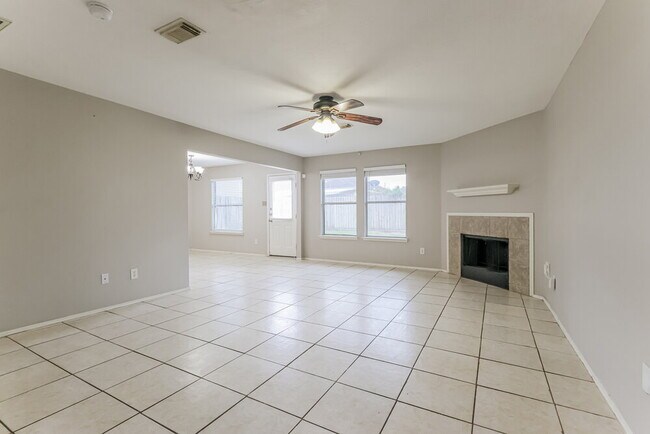 Foto del edificio - 11811 Sunny Stream Dr