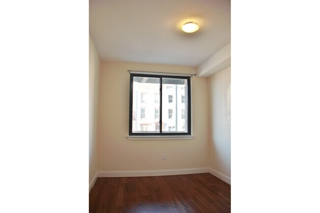 Foto del edificio - 76 Lexington Ave