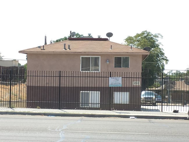 Building Photo - 1317 Bernard St