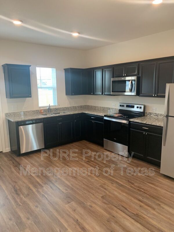 Building Photo - 200 Bell Rings Dr