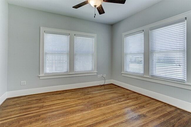 Foto del edificio - 2417 Huldy St