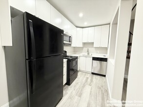 Building Photo - 15 Ruggles St
