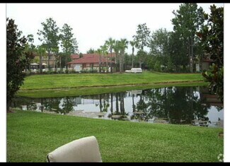 Building Photo - 619 Briar Way Ln