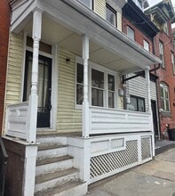 Building Photo - 721 W Market St