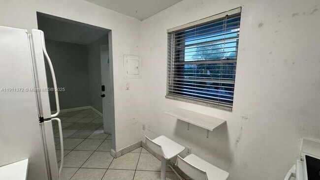 Foto del edificio - 6195 W 18th Ave