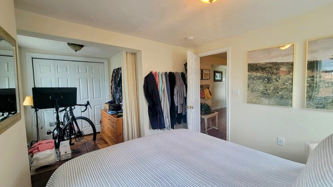 Foto del edificio - 1054 Cambridge St