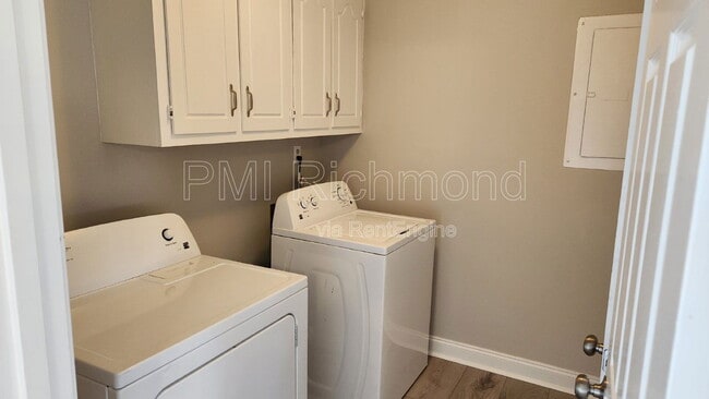 Foto del edificio - 4606 Wind Pl