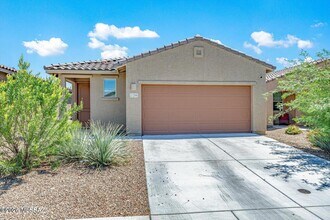 Building Photo - 11296 S Weismann Dr