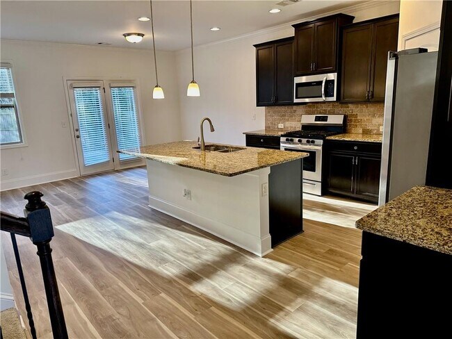 Foto del edificio - 3805 Alden Pl