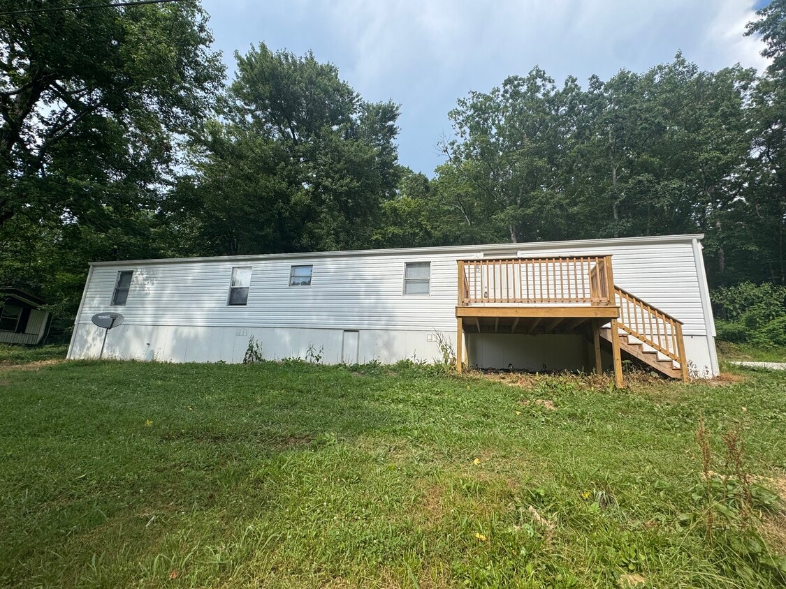 Primary Photo - 1214 Campbell Rd