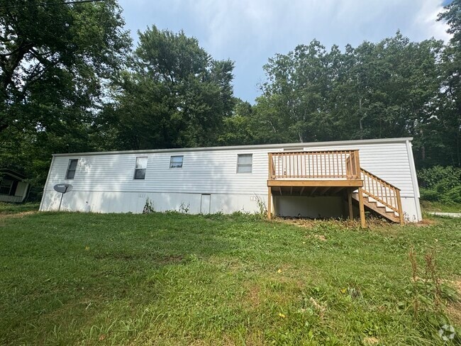 Building Photo - 1214 Campbell Rd