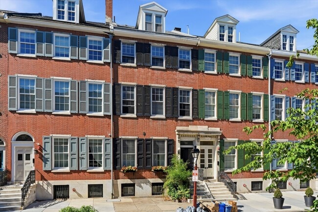 Building Photo - 715 Pine St