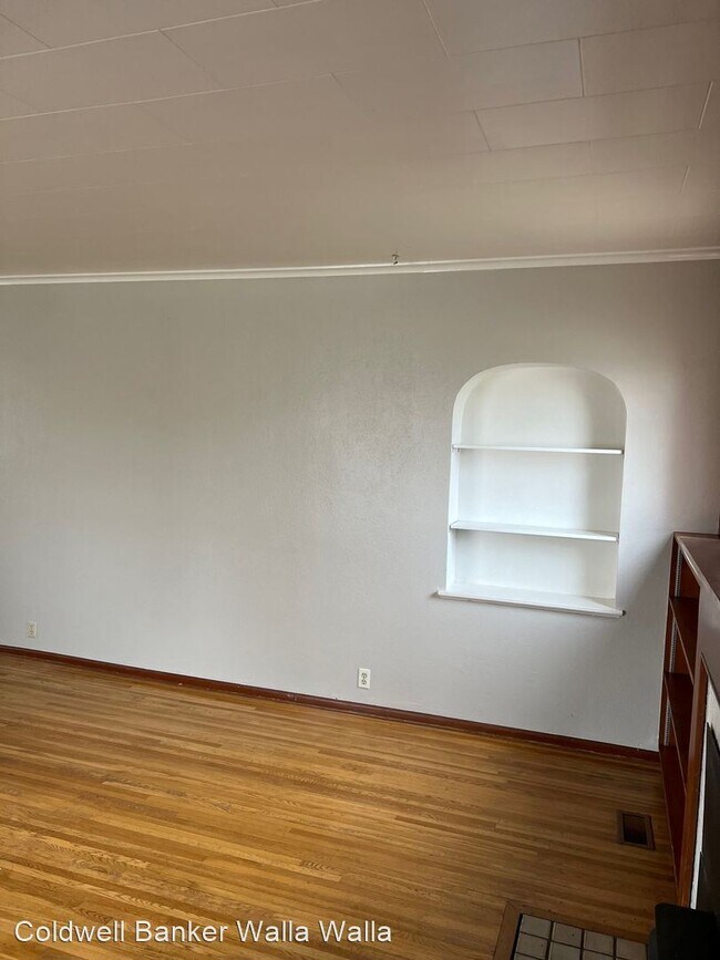 Foto del edificio - 3 br, 1 bath House - 2444 Waggoner Rd.