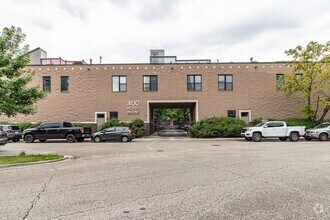 Building Photo - 400 N Racine Ave