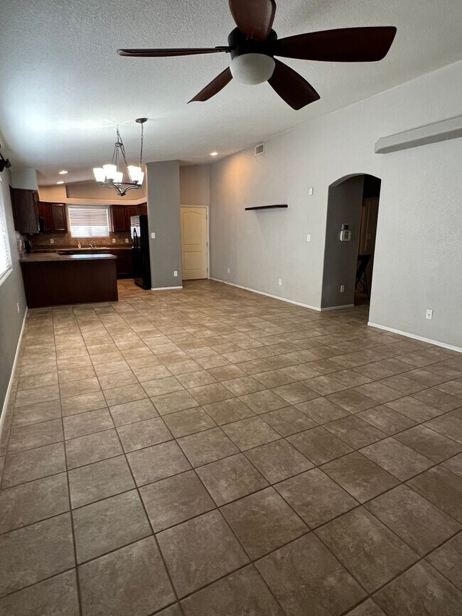Foto del edificio - 3 BEDROOM HOME IN ARABY CROSSING!