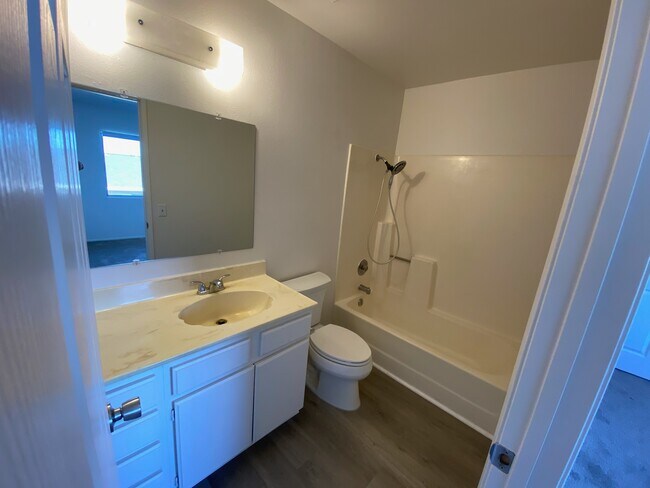 Foto del edificio - 4265 Mesa Vista Way