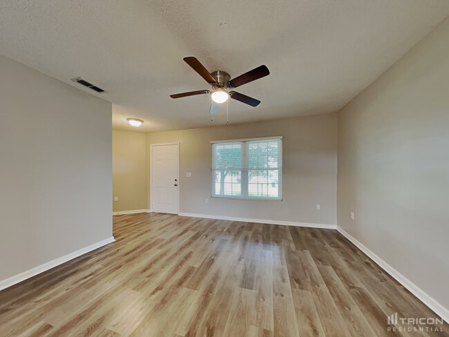 Building Photo - 6711 Lemon Tree Drive Lakeland FL