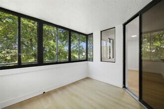 Building Photo - 8365 SW 152nd Ave