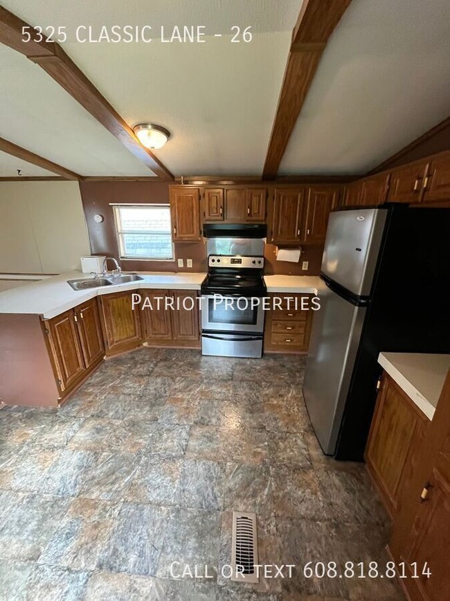 Building Photo - 5325 Classic Ln