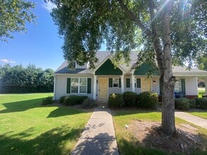 Building Photo - 106 Bridgewater Cir