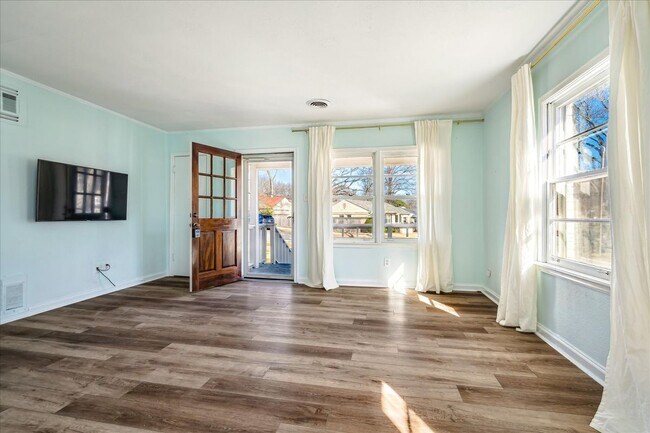 Foto del edificio - 3901 Lytle Cir
