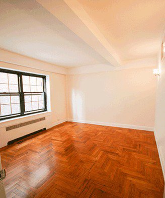 Primary Photo - 213 W 13th St