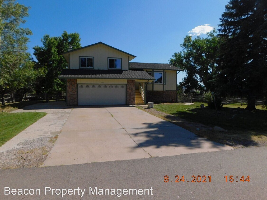 Primary Photo - 4 br, 3 bath House - 7201 N Hyperion Way