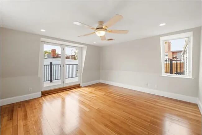 Photo - 779 E 6th St Apartment