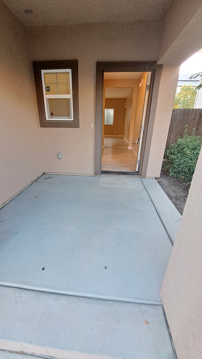 Building Photo - 120 Alboran Sea Cir