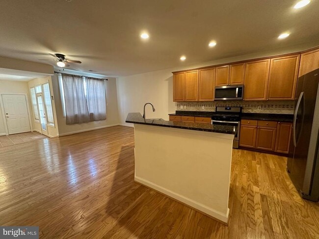 Building Photo - 5027 Softwood Ln