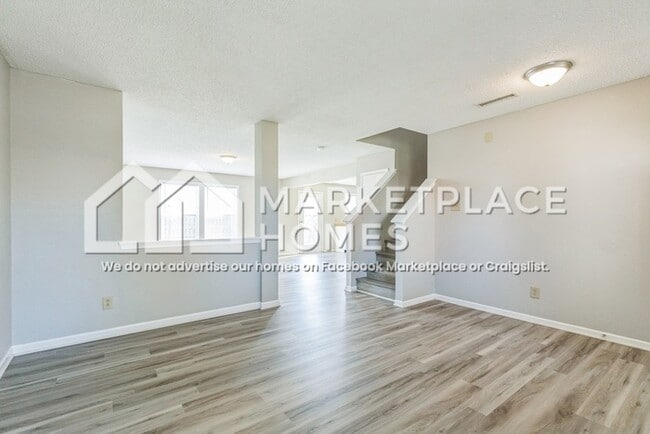 Foto del edificio - 10760 August Dr