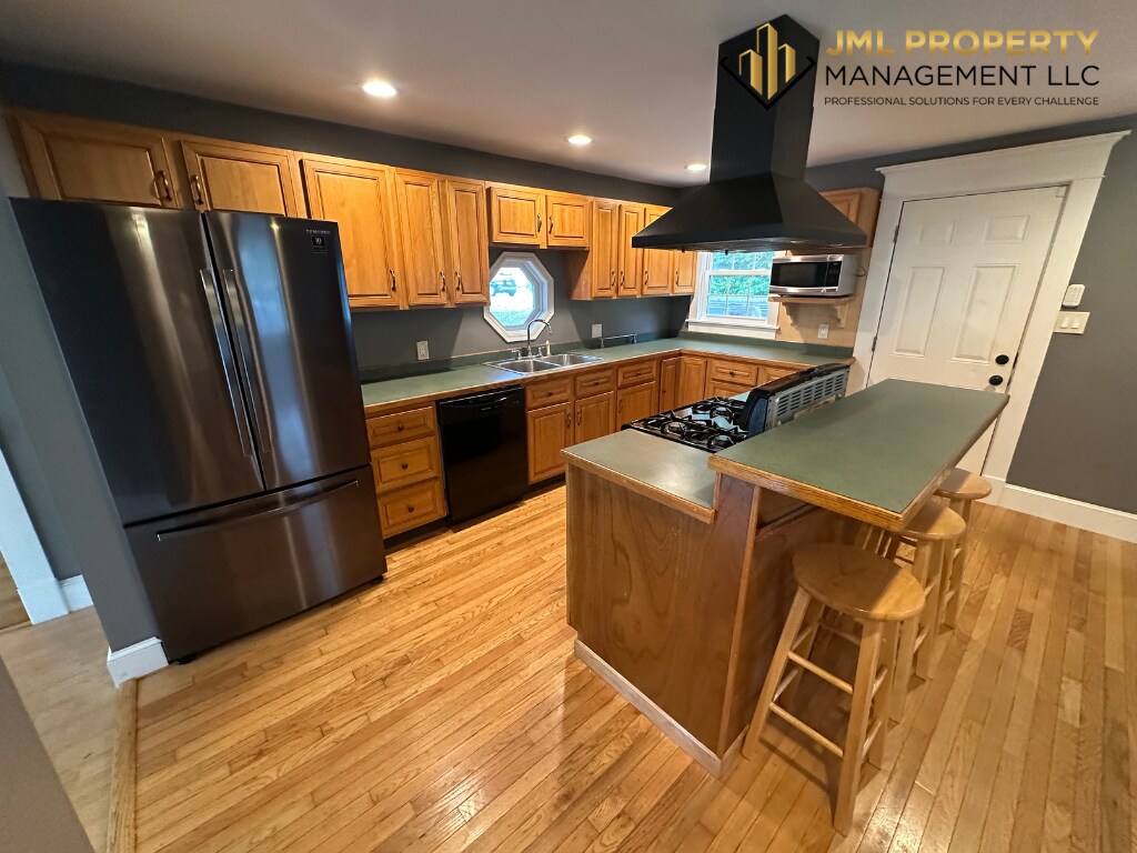 Foto principal - 178 Old Westport Rd