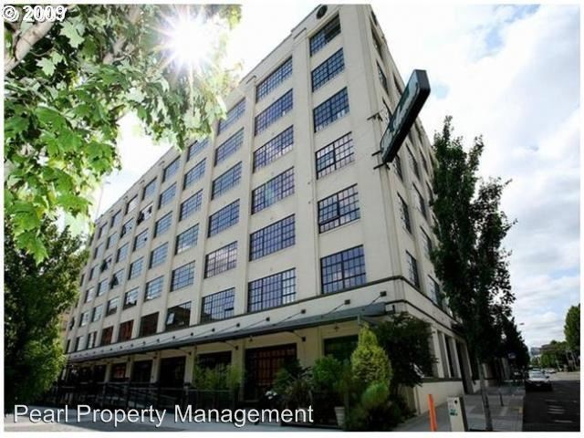 Foto principal - 1400 NW Irving St