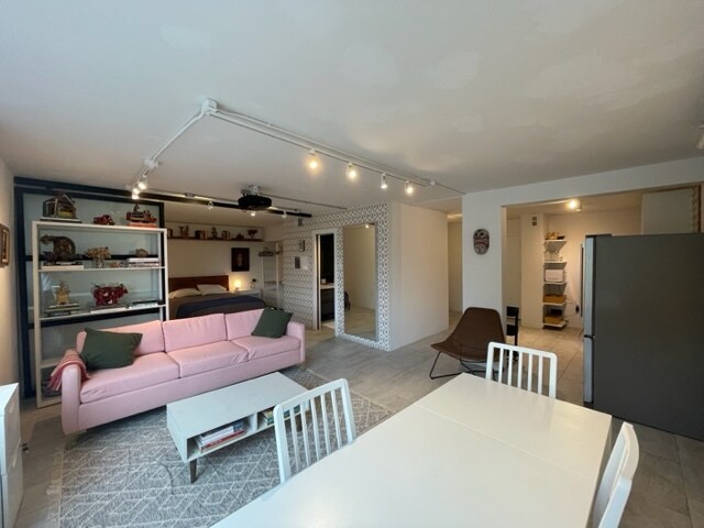 Foto del edificio - 1325 18th St NW