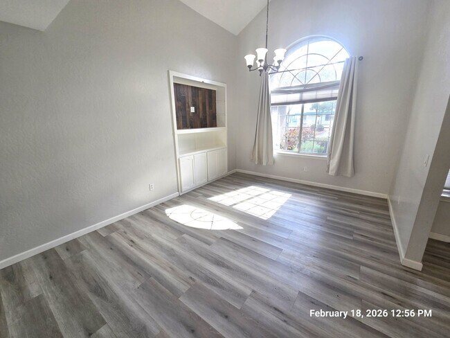 Foto del edificio - Beautiful 3 Bedroom 2 bath Home Across from La Joya Middle School