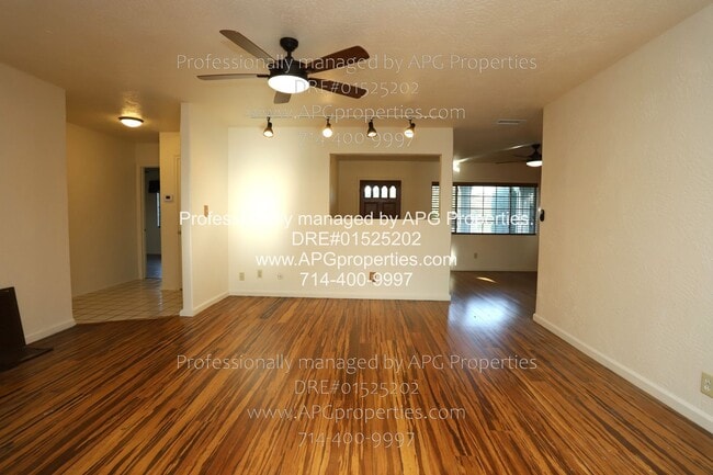 Building Photo - 703 S Citron St